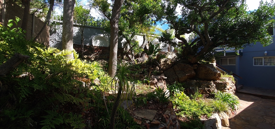 4 Bedroom Property for Sale in Mossel Bay Central Western Cape